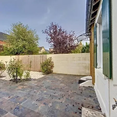 Maison Avec Terrasse A Quelques Minutes De La Place Morny *