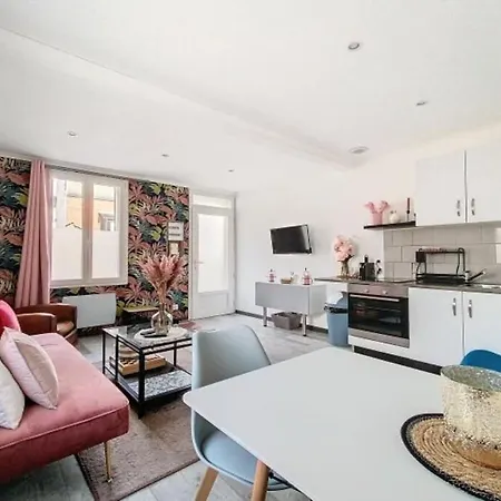 펜션 Maison Avec Terrasse A Quelques Minutes De La Place Morny